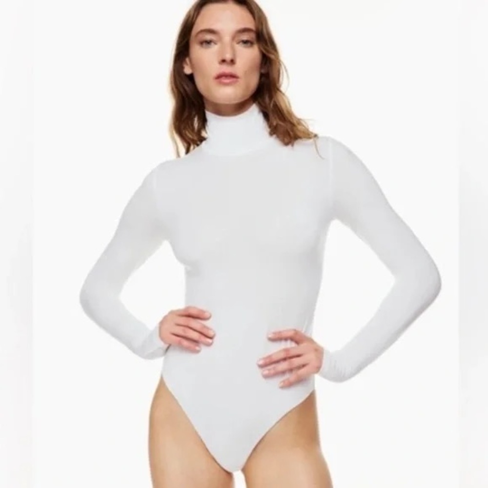 Wilfred turtle neck body suit